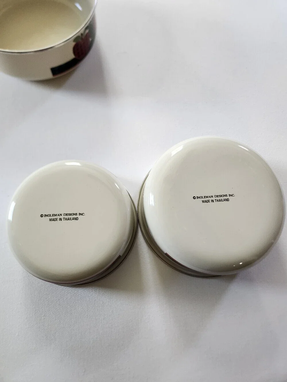 Vintage Cottagecore Farmhouse Plaid Apple Nesting Enamel Bowls Ingleman Designs